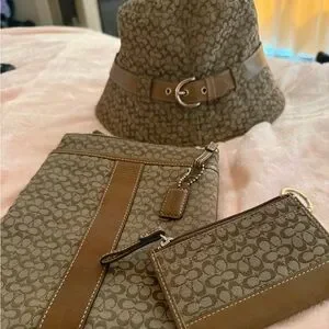 Coach sun hat signature tan with belt leather Coach Women main image 4